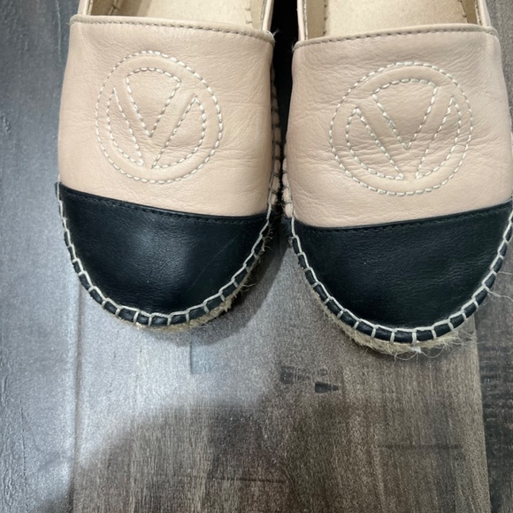 Beige Espadrillas Espadrilles by Valentino Garavani on Sale Valentino espadrilles